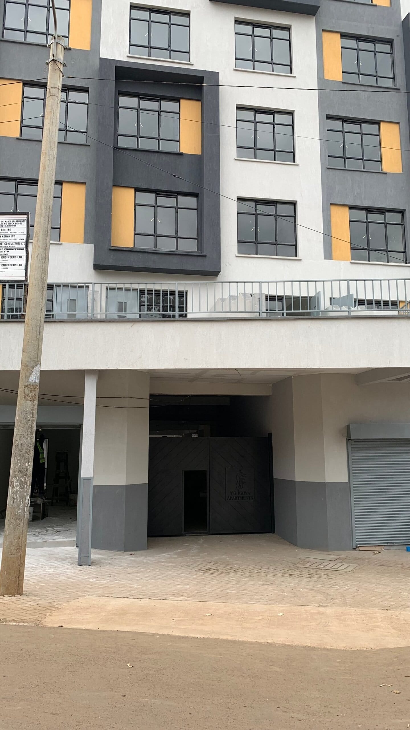 Commercial Space for Fast Food Restaurant – 38 Square Meters Shop for Rent