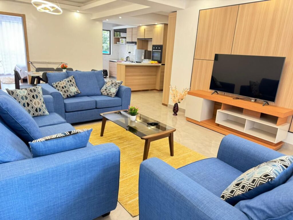 Fully furnished Modern 3 bedroom Apartment on Riverside Drive for Rent