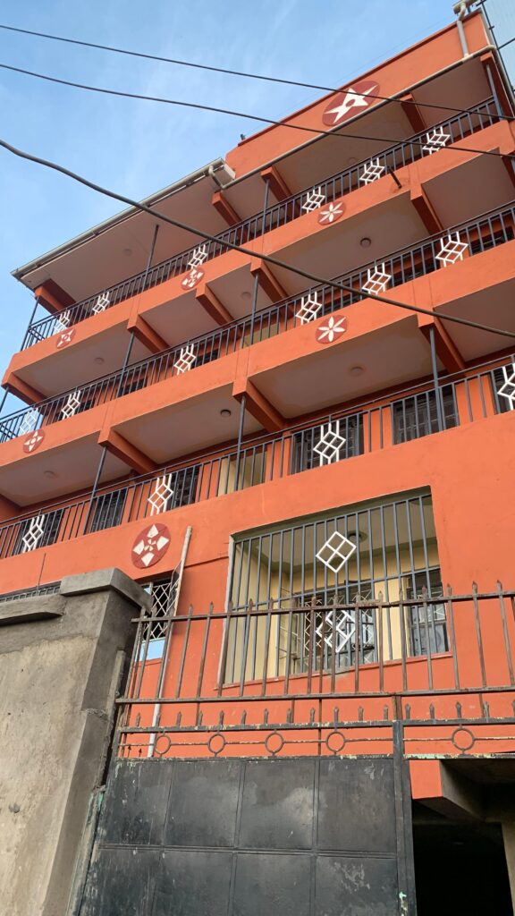 One Bedroom Apartment for rent on 87 WAIYAKI WAY