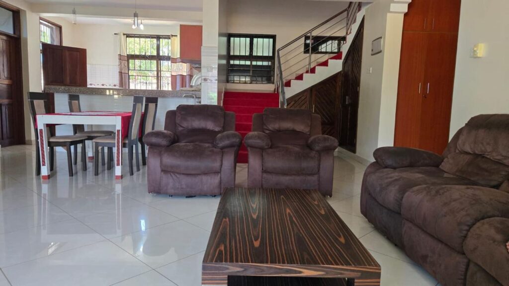 5 BEDROOMS VILLA AIRBNB IN DIANI MOMBASA