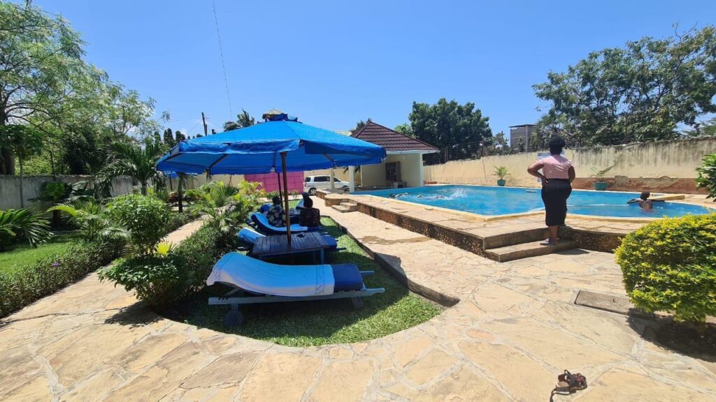 5 BEDROOMS VILLA AIRBNB IN DIANI MOMBASA