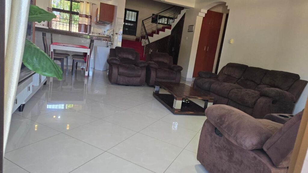 5 BEDROOMS VILLA AIRBNB IN DIANI