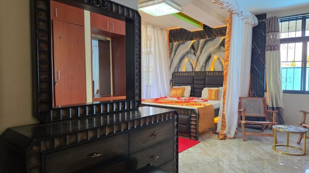 5 BEDROOMS VILLA AIRBNB IN DIANI MOMBASA